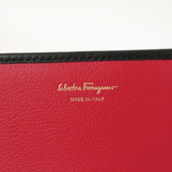Salvatore Ferragamo Gancini Continental Wallet - Picture 5 of 8